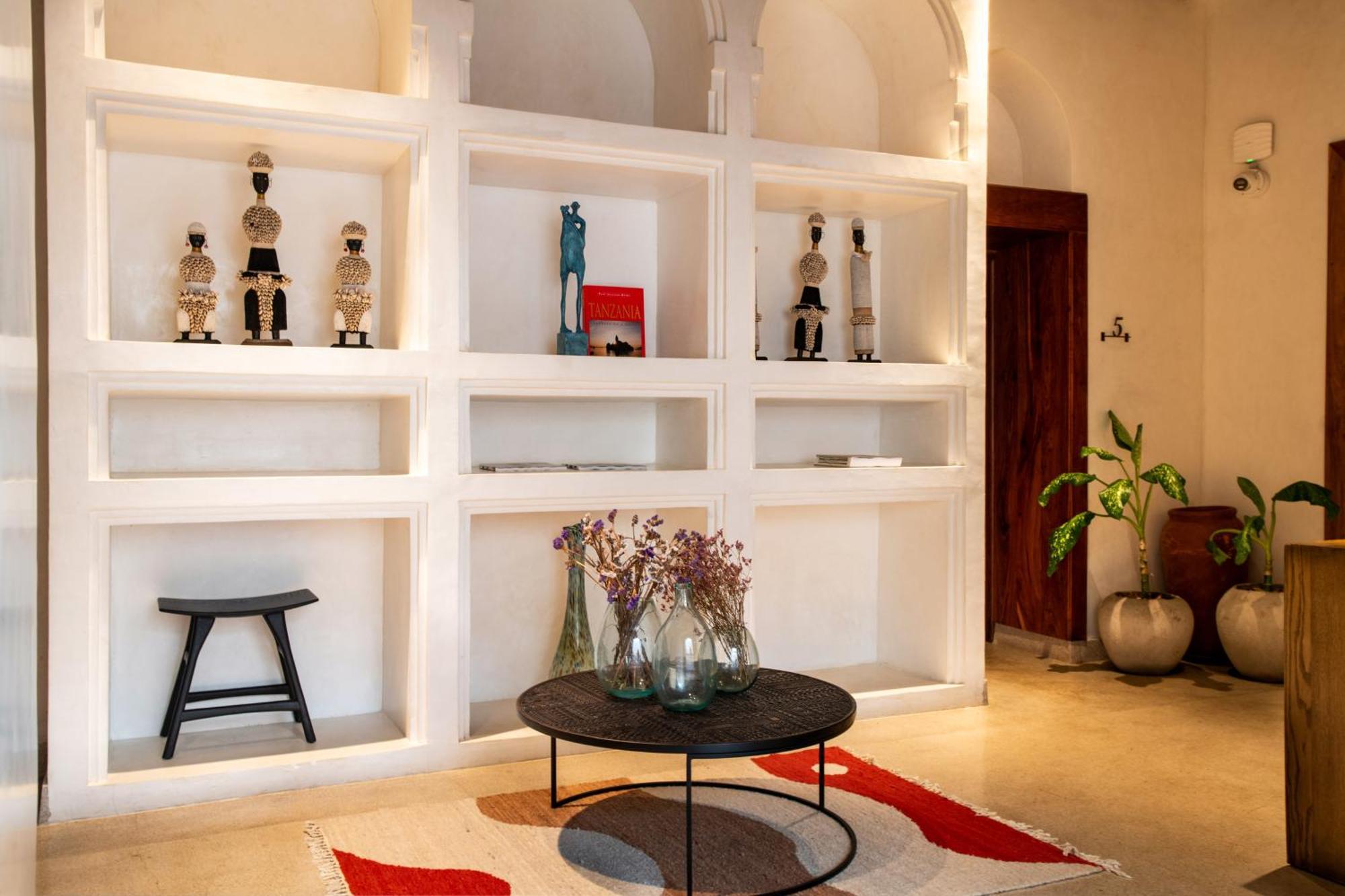 The Neela Boutique Hotel Stone Town ザンジバルシティ エクステリア 写真